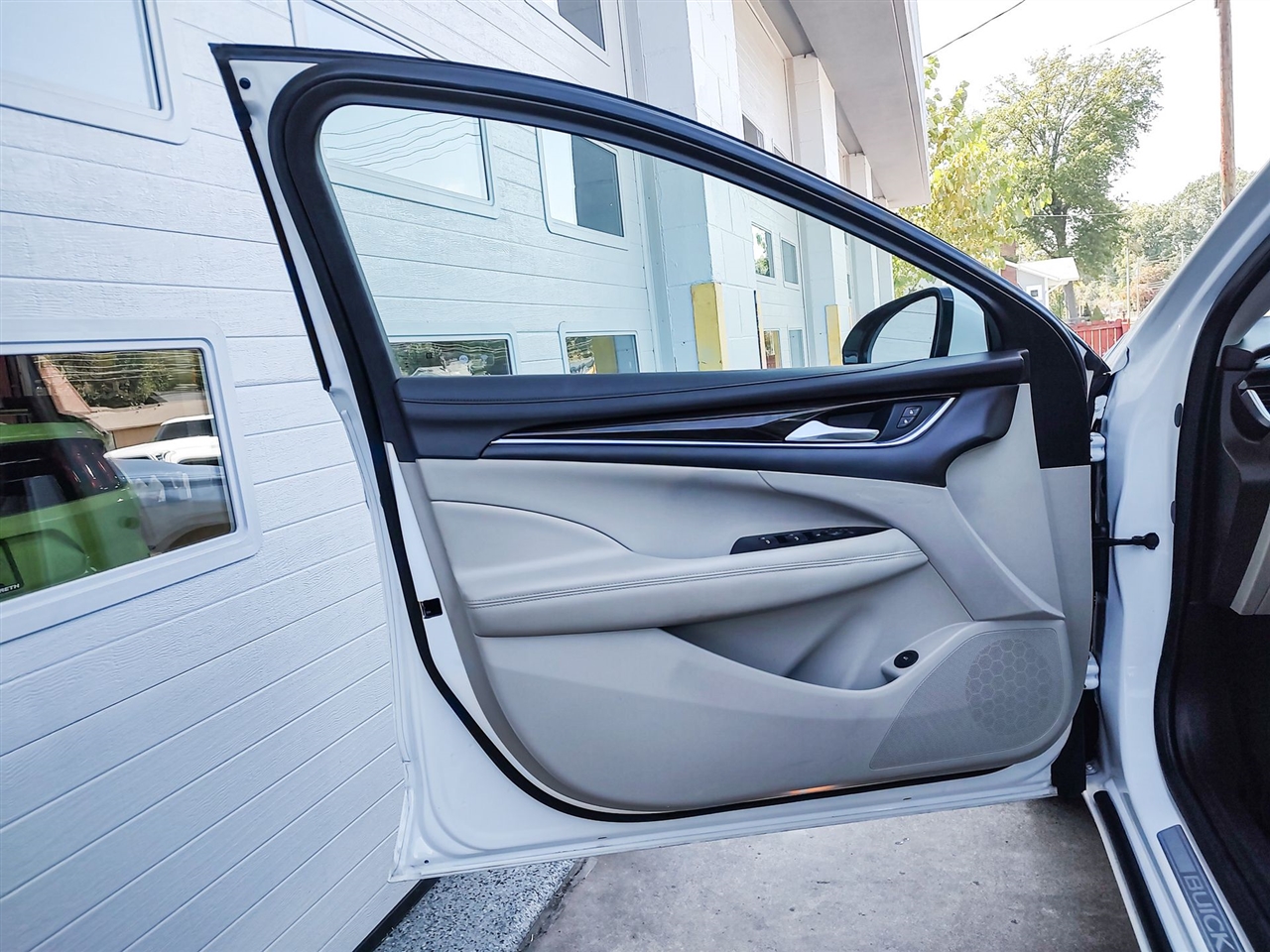 Buick LaCrosse  2017 Buick LaCrosse  2017