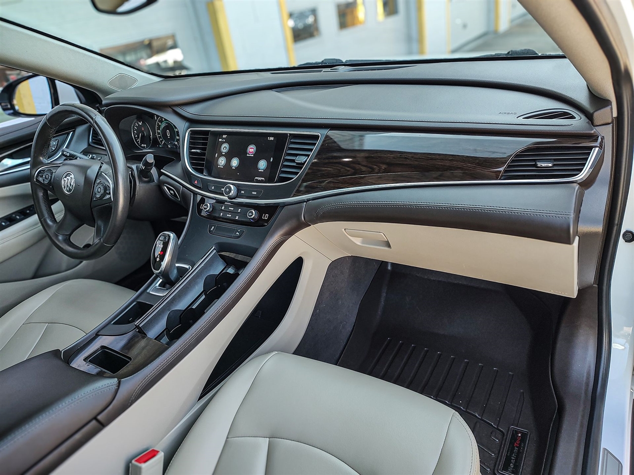 Buick LaCrosse  2017 Buick LaCrosse  2017