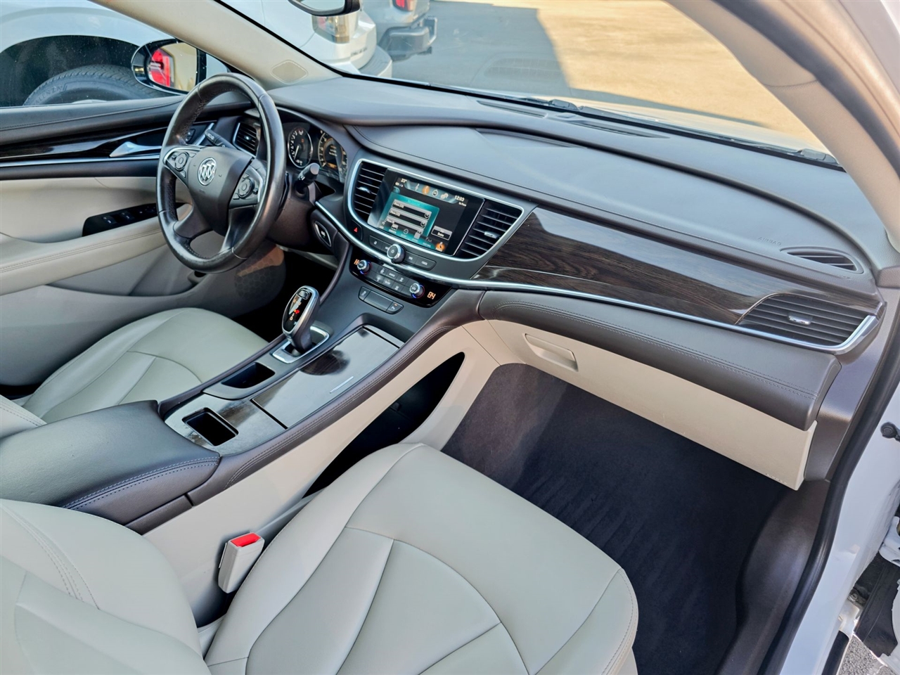 Buick LaCrosse  2017