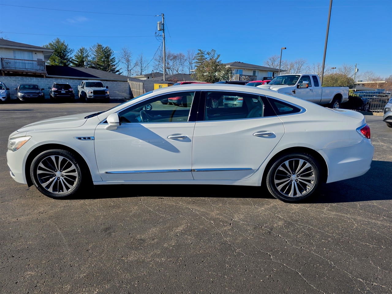 Buick LaCrosse  2017