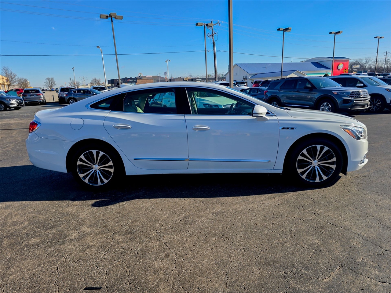Buick LaCrosse  2017