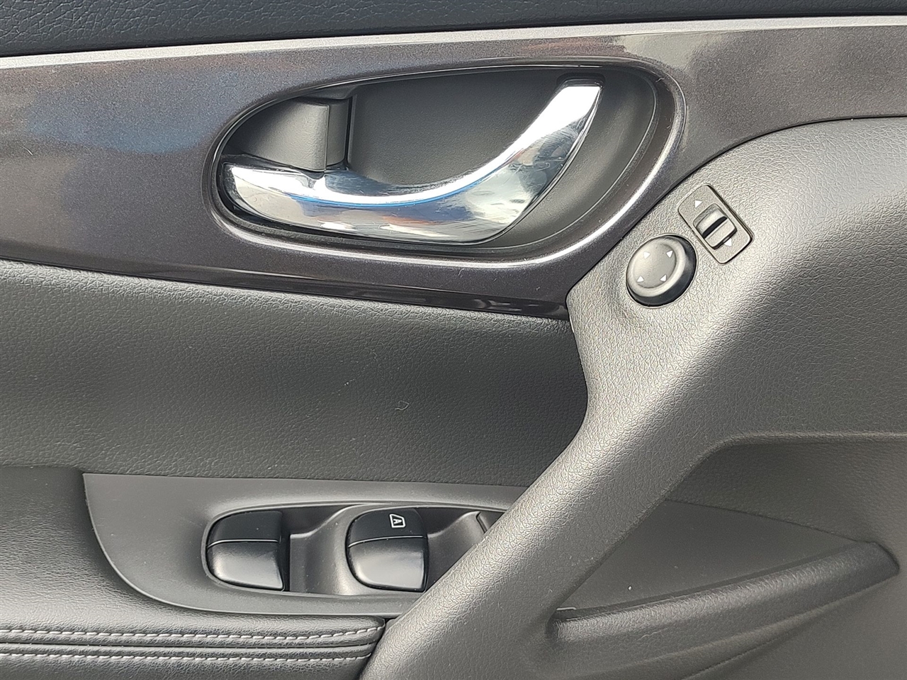 Nissan Rogue  2018 Nissan Rogue  2018