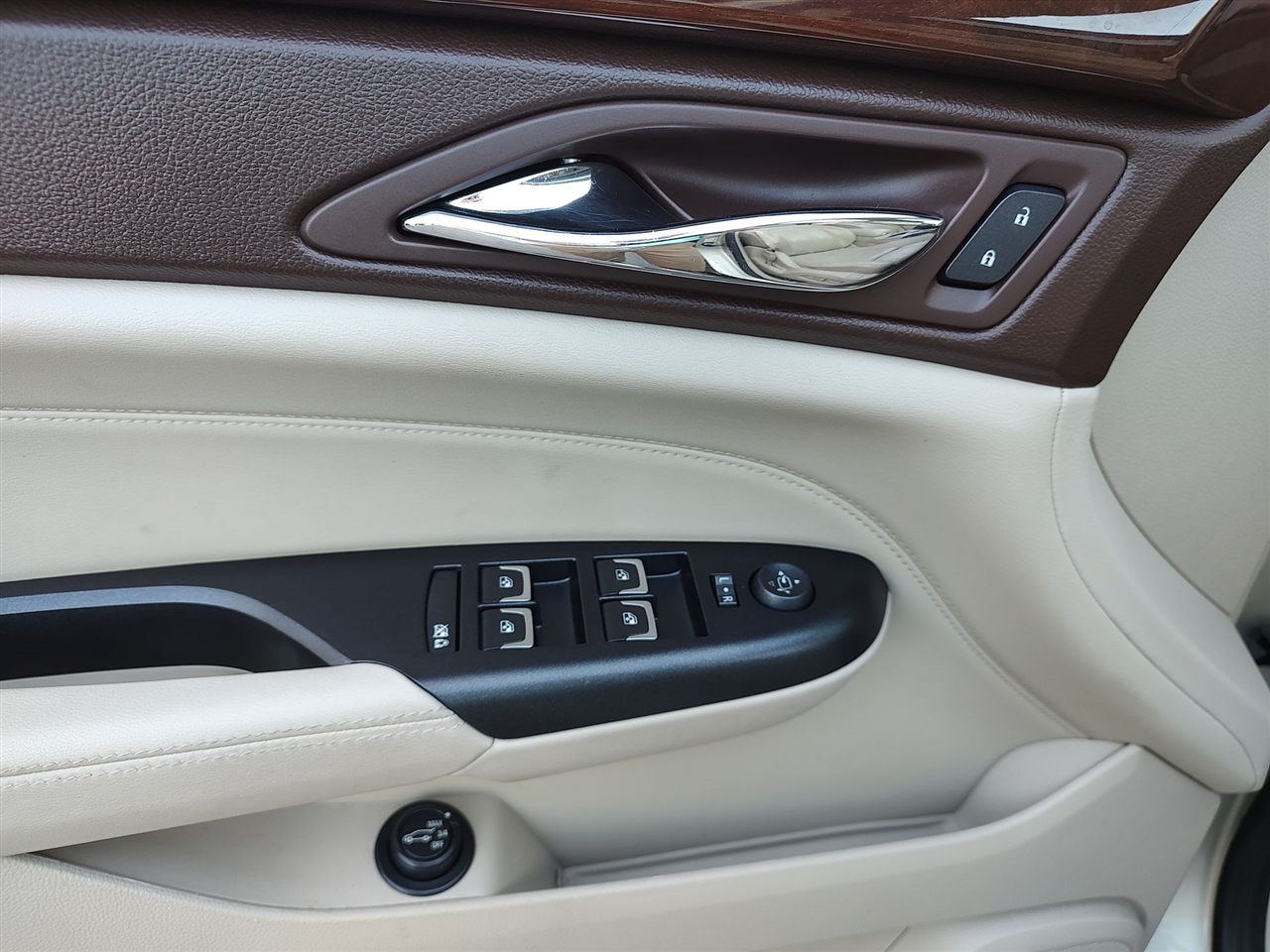 Cadillac SRX  2015 Cadillac SRX  2015