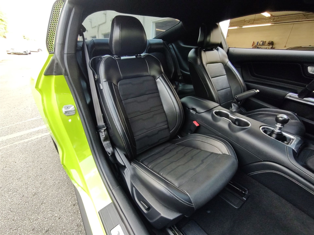 Ford Mustang  2020 Ford Mustang  2020