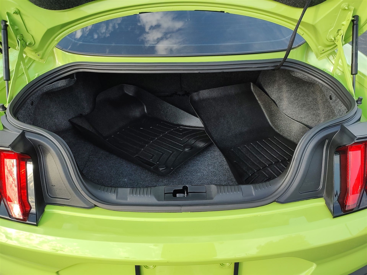 Ford Mustang  2020 Ford Mustang  2020