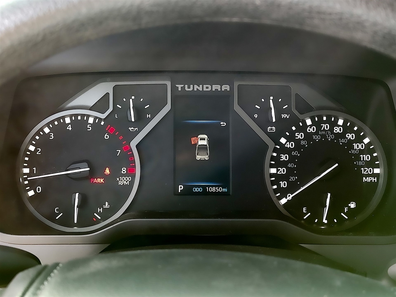 Toyota Tundra SR5 CrewMax 4WD 2024