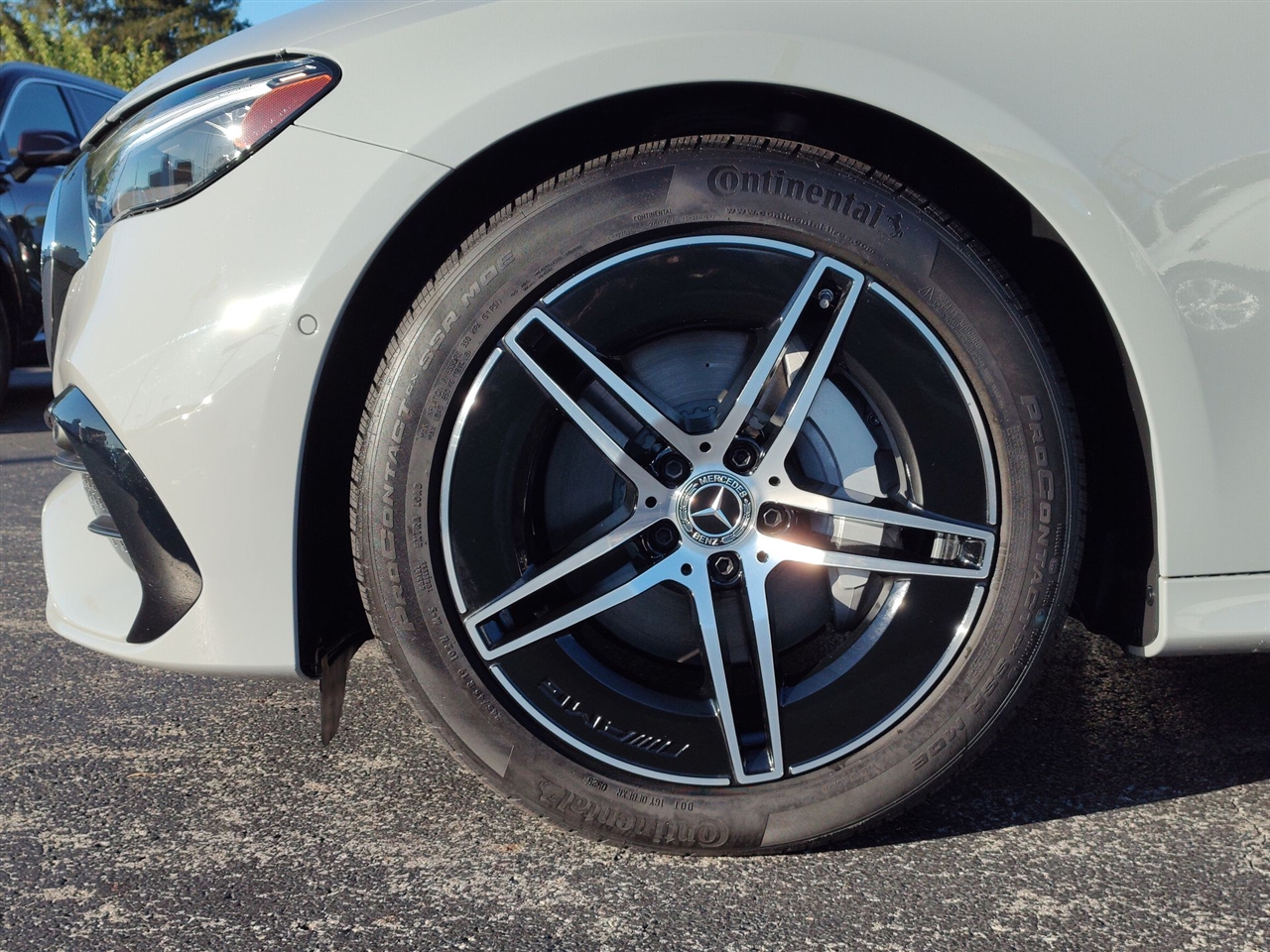 Mercedes-Benz E-Class  2025