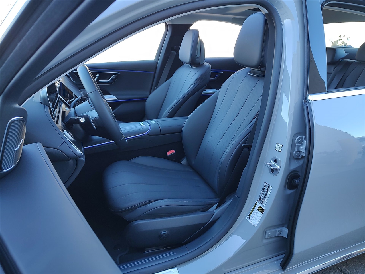 Mercedes-Benz E-Class  2025