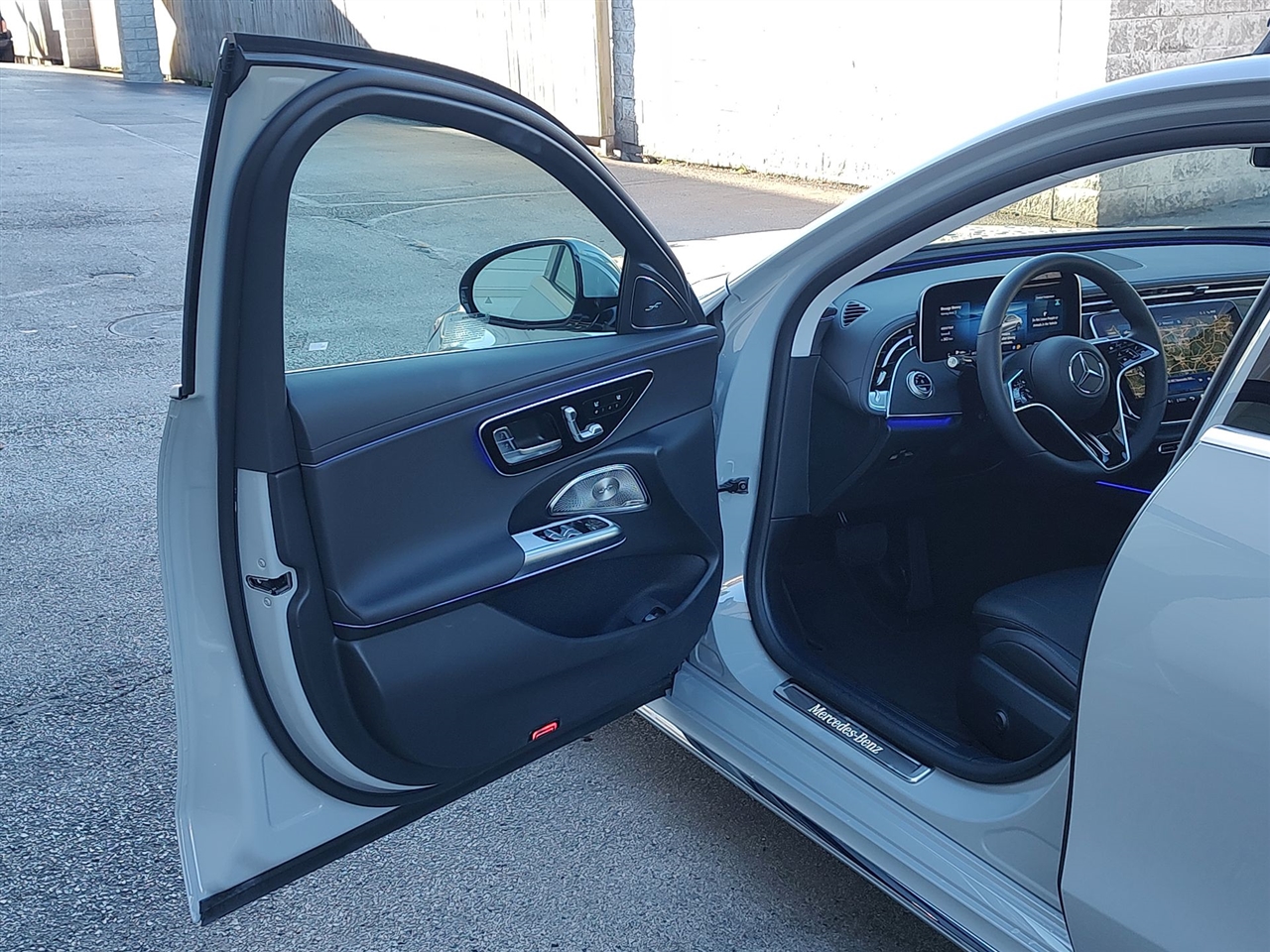 Mercedes-Benz E-Class  2025