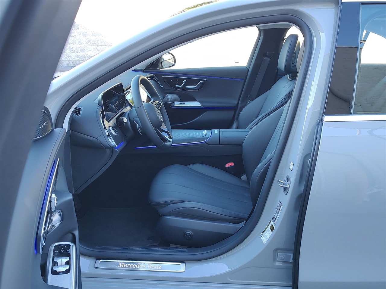 Mercedes-Benz E-Class  2025