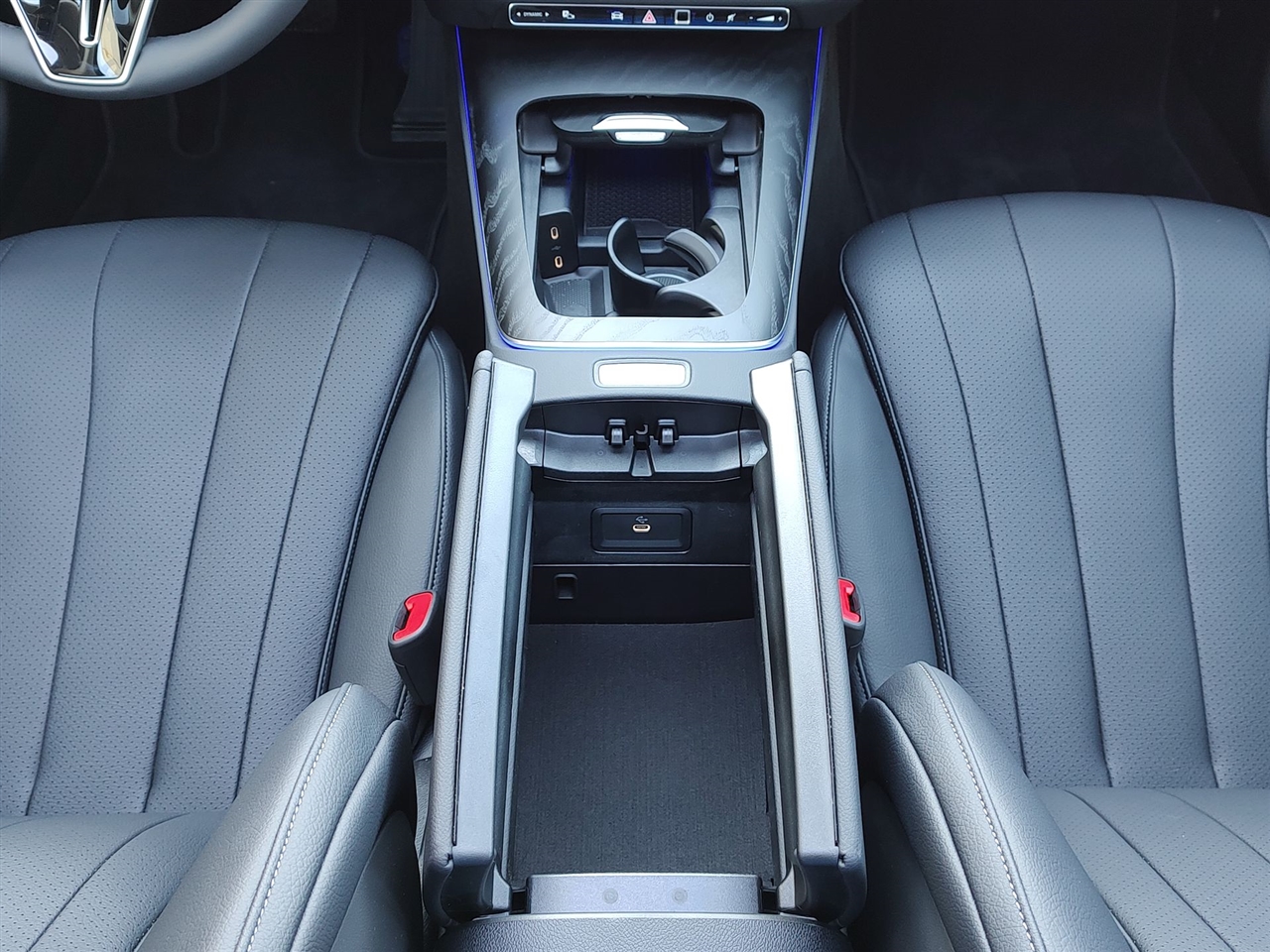 Mercedes-Benz E-Class  2025