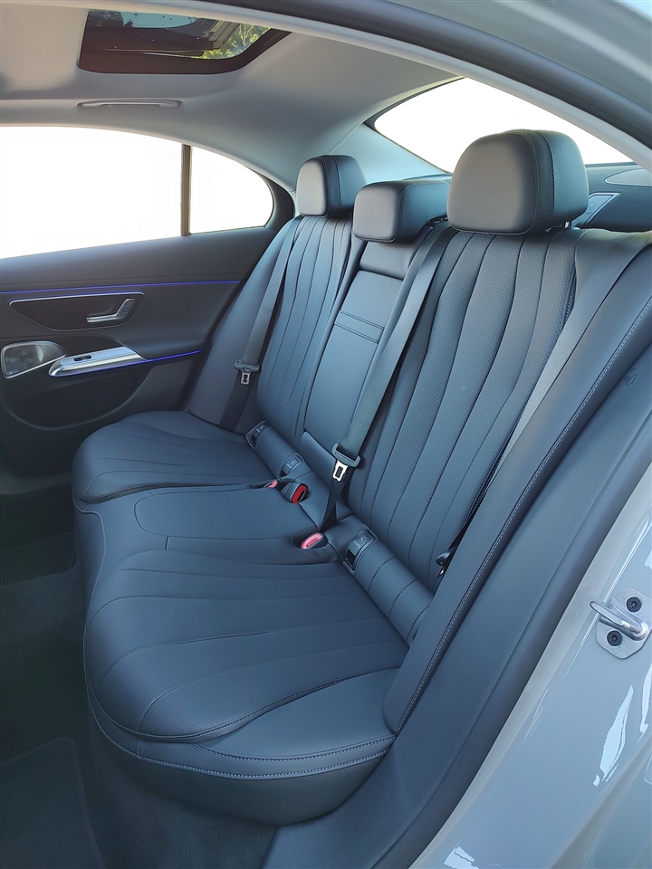 Mercedes-Benz E-Class  2025