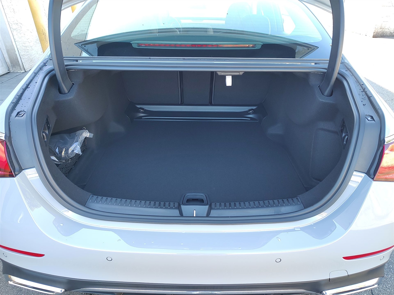 Mercedes-Benz E-Class  2025