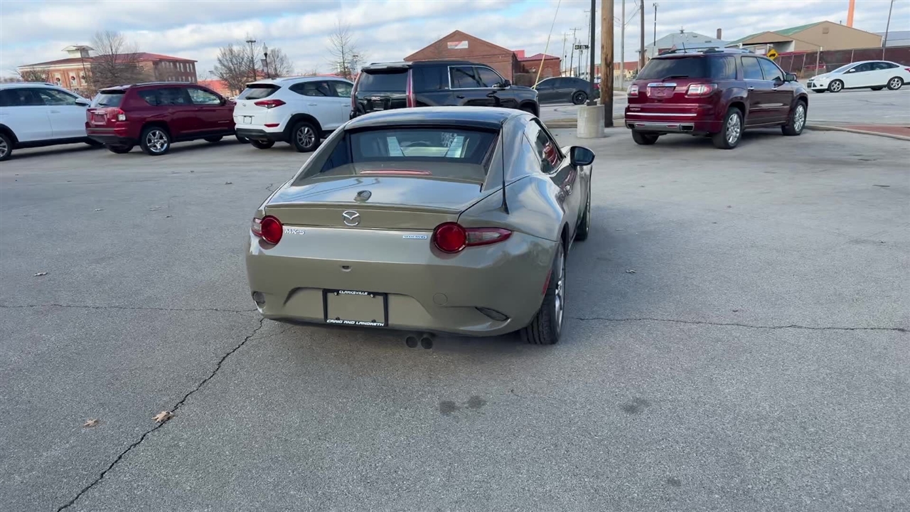 Mazda MX-5 Miata RF  2023