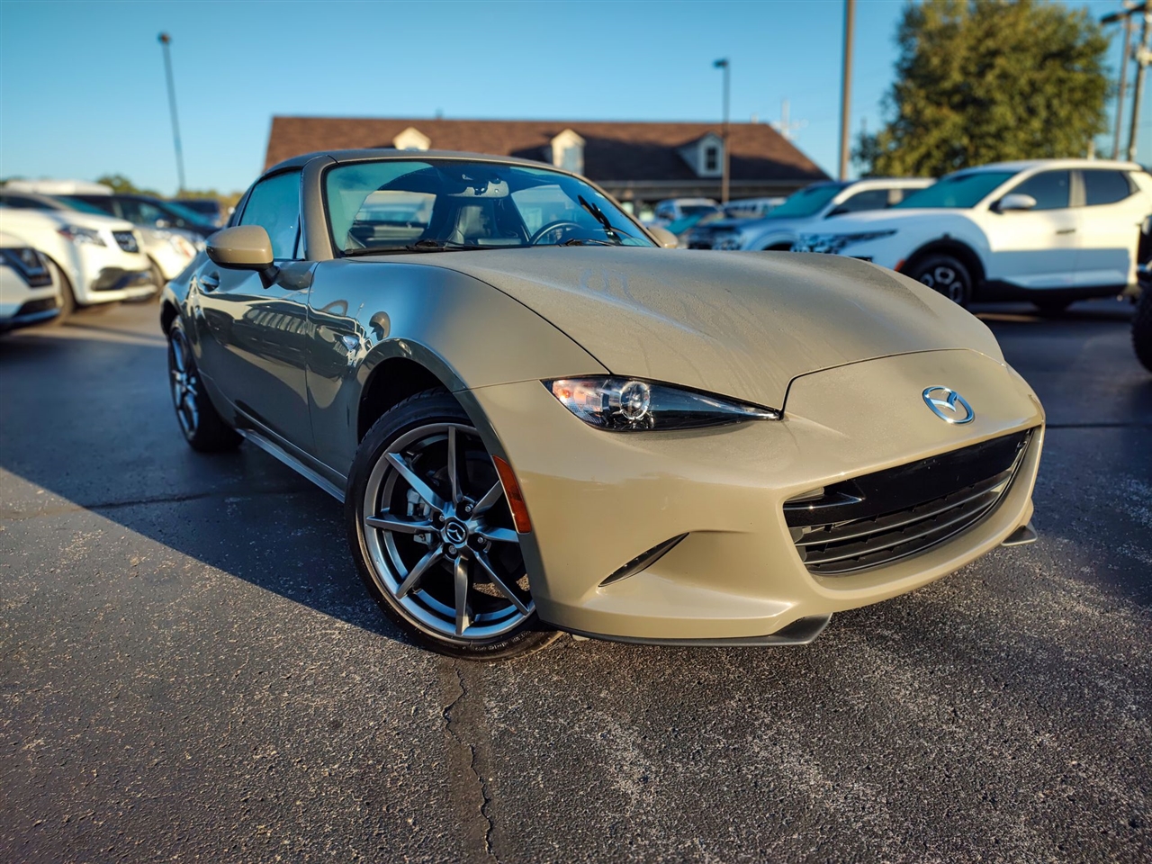 Mazda MX-5 Miata RF  2023