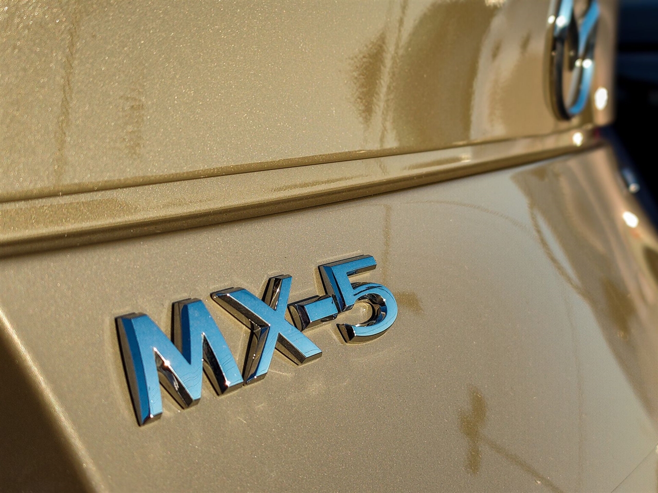 Mazda MX-5 Miata RF  2023