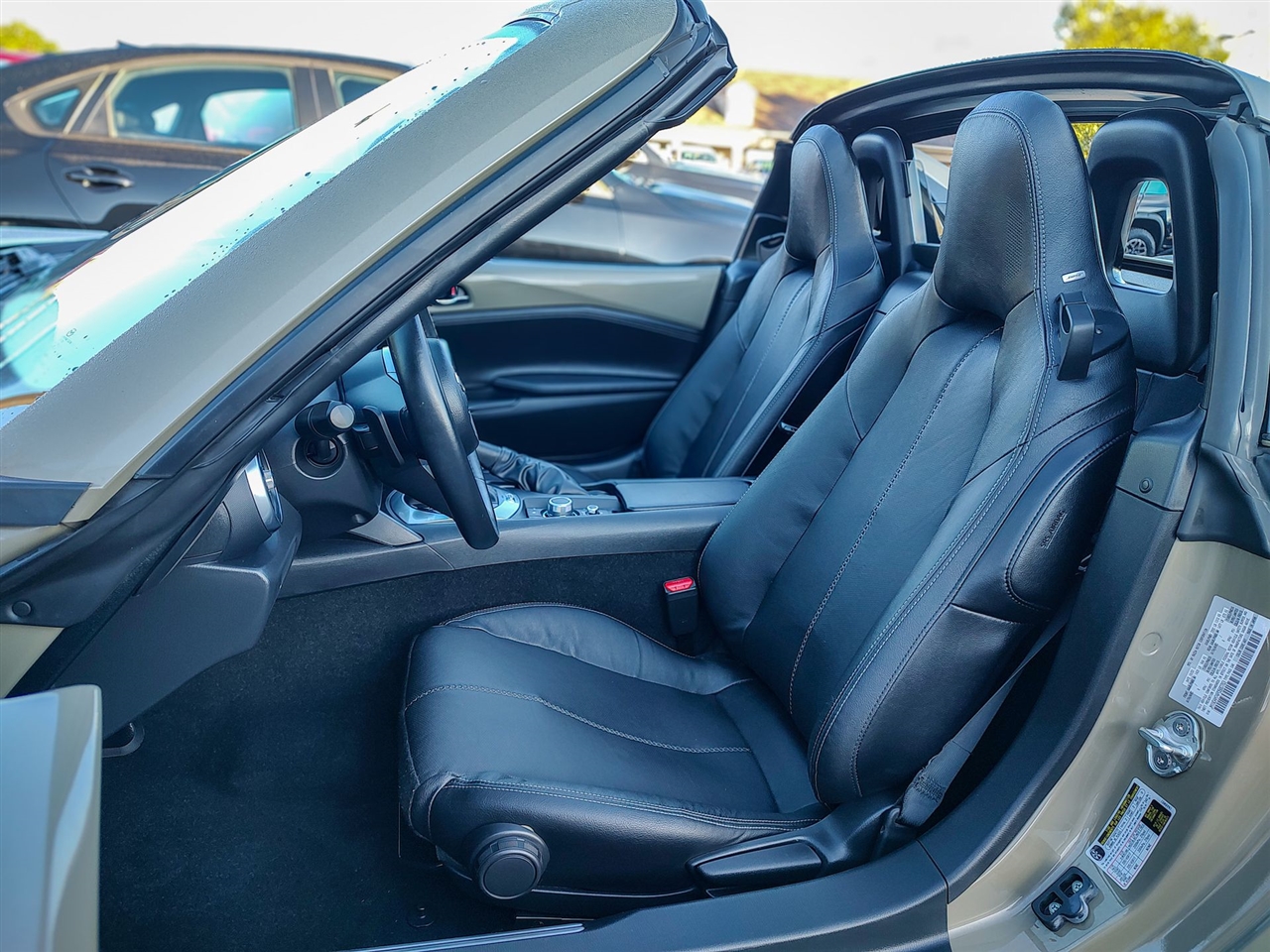 Mazda MX-5 Miata RF  2023