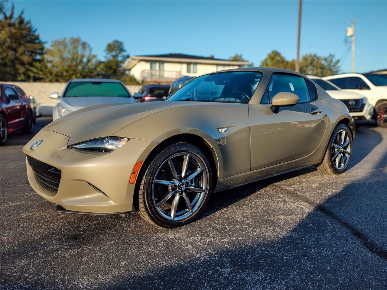 Mazda MX-5 Miata RF  2023