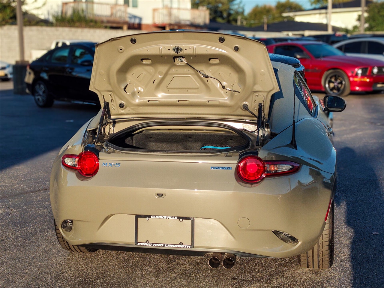 Mazda MX-5 Miata RF  2023