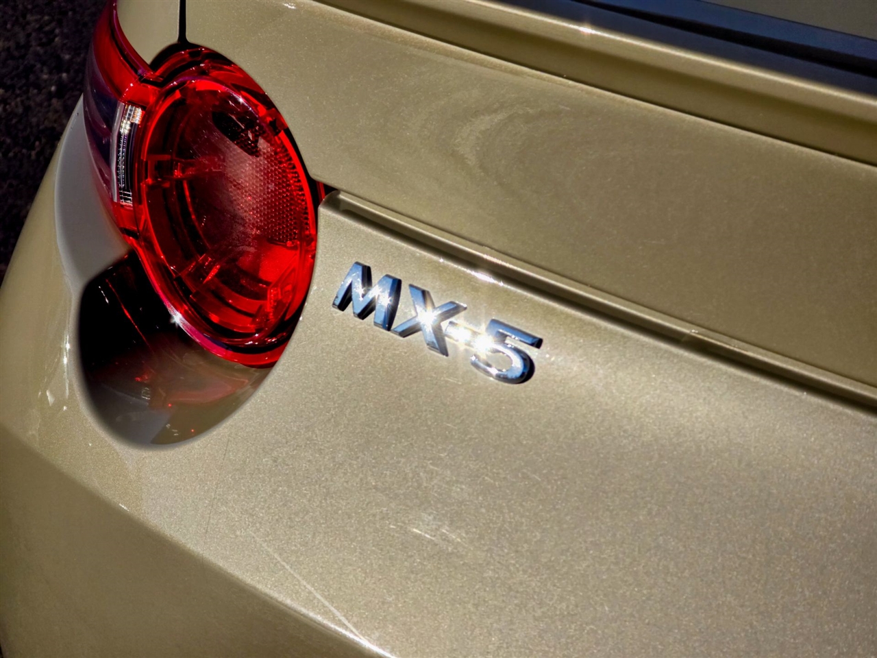 Mazda MX-5 Miata RF  2023