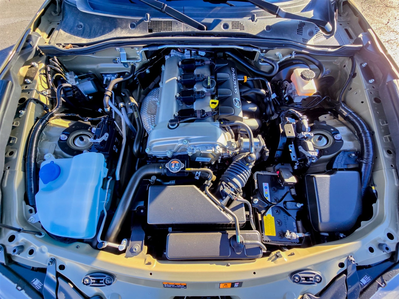 Mazda MX-5 Miata RF  2023