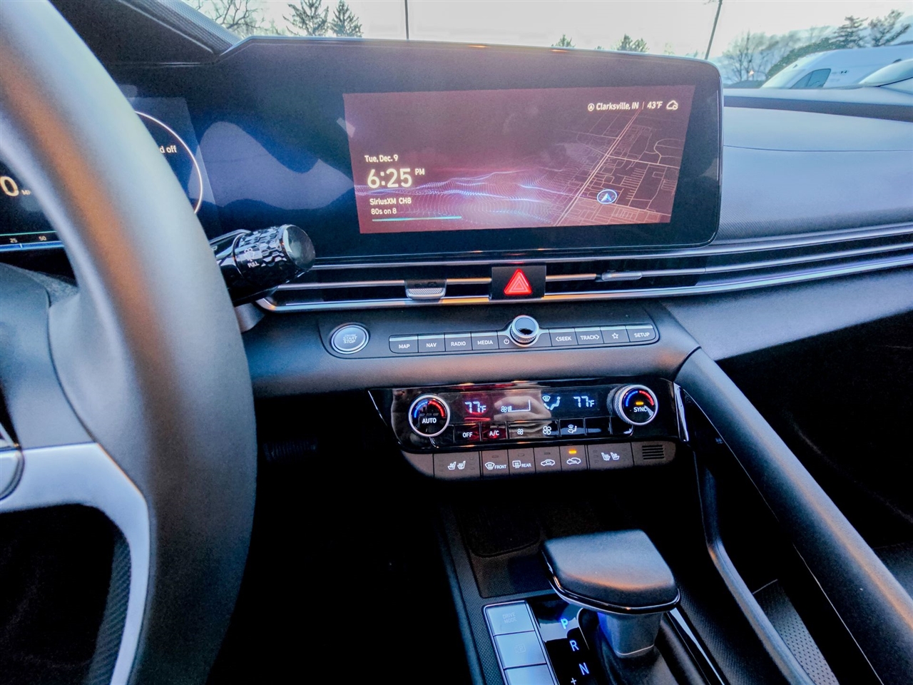 Hyundai Elantra Hybrid  2025