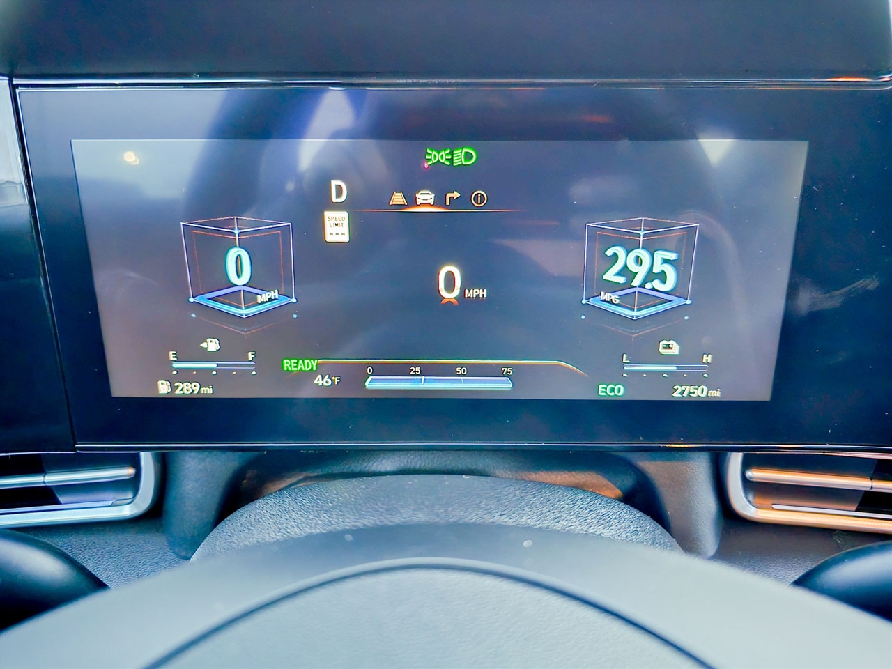 Hyundai Elantra Hybrid  2025