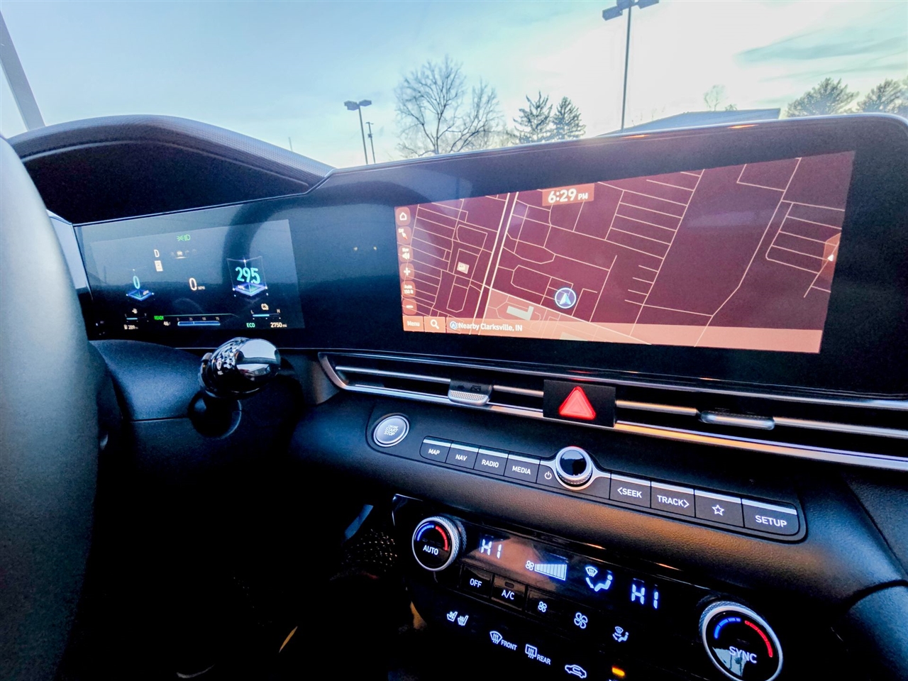 Hyundai Elantra Hybrid  2025