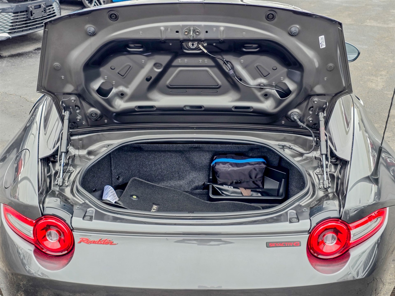 Mazda MX-5 Miata RF  2024