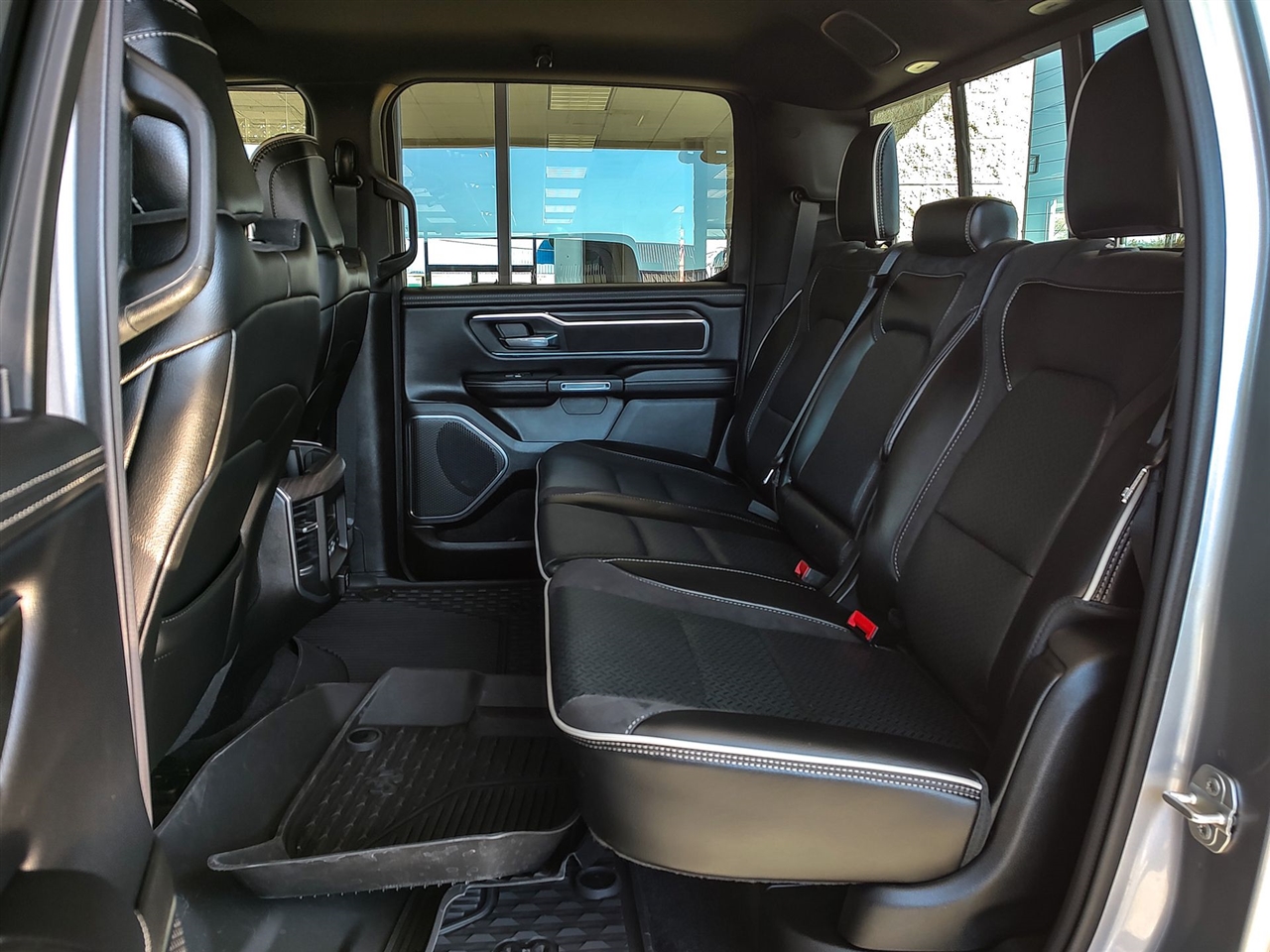 RAM 1500  2025 RAM 1500  2025