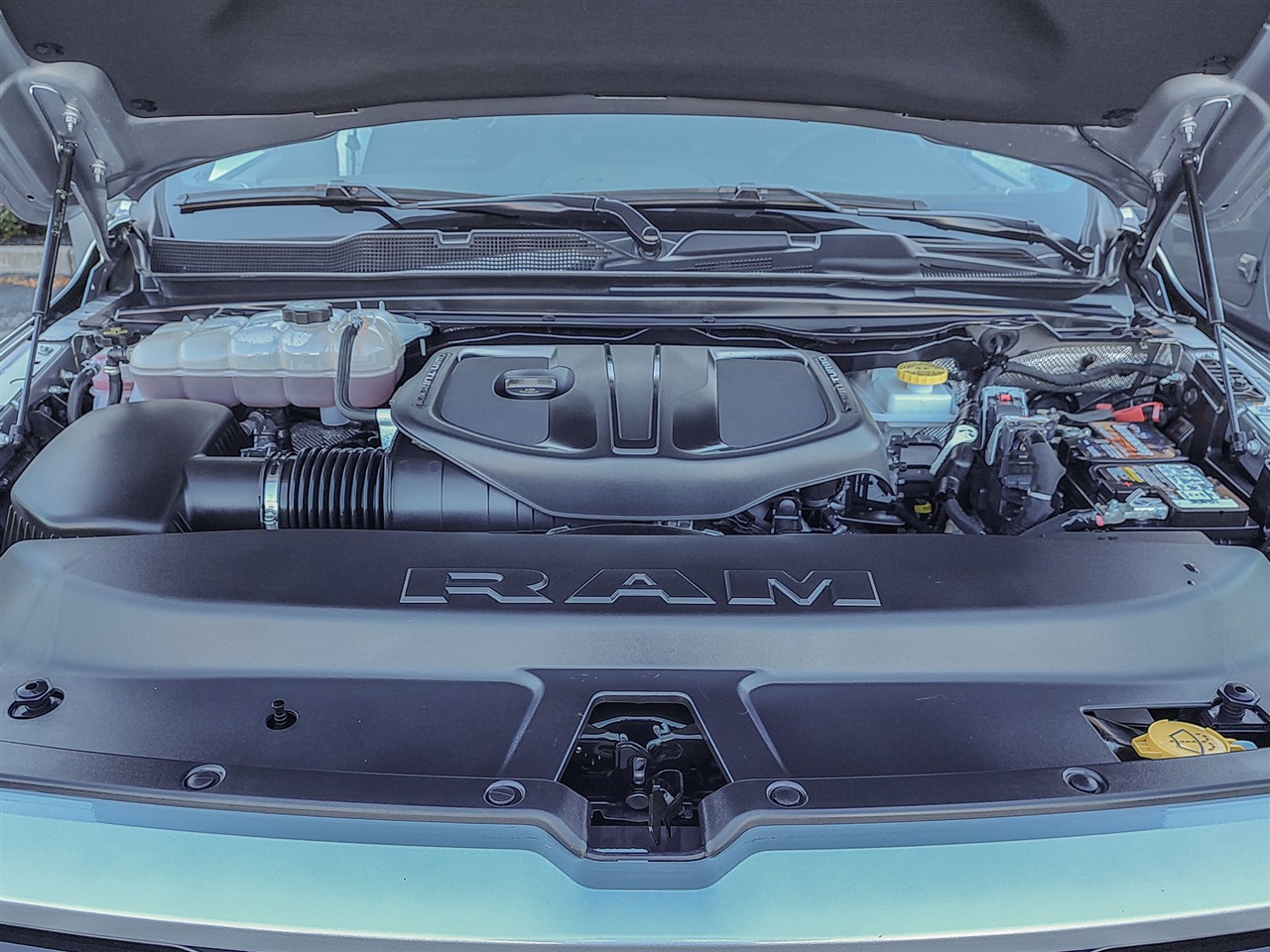 RAM 1500  2025 RAM 1500  2025