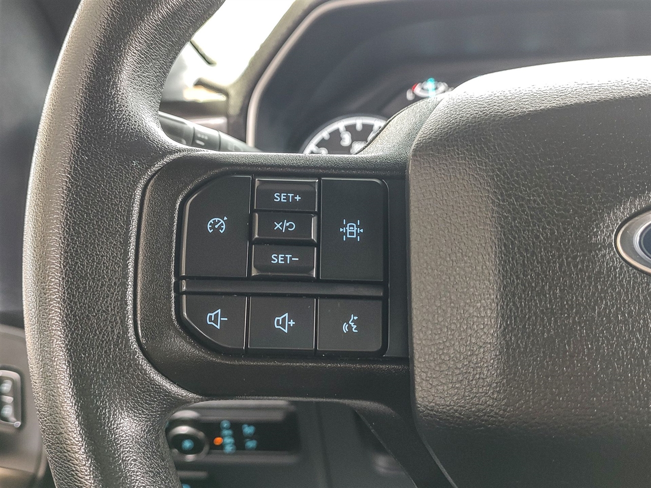 Ford F-150  2023 Ford F-150  2023