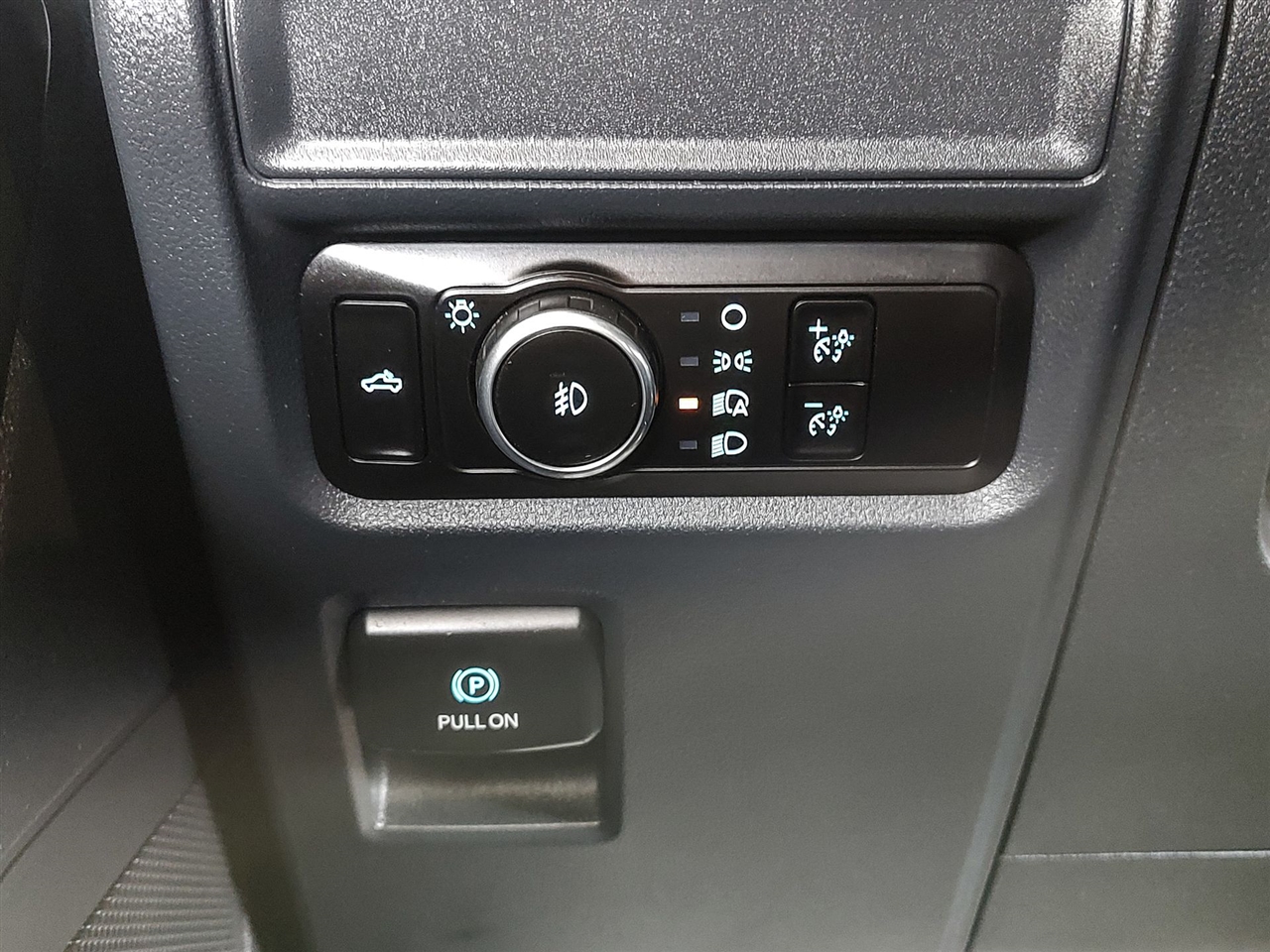 Ford F-150  2023 Ford F-150  2023