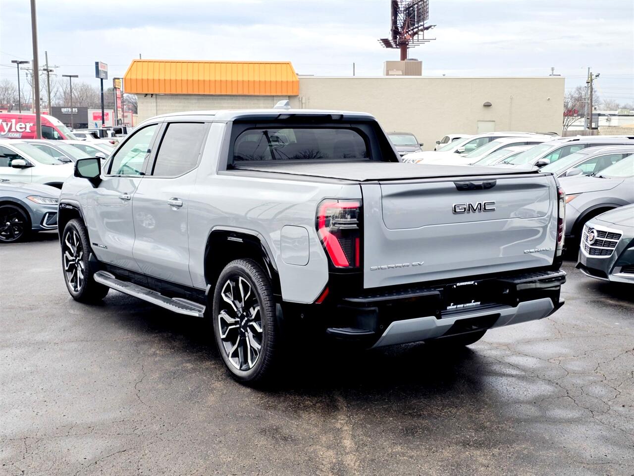 GMC Sierra EV  2024