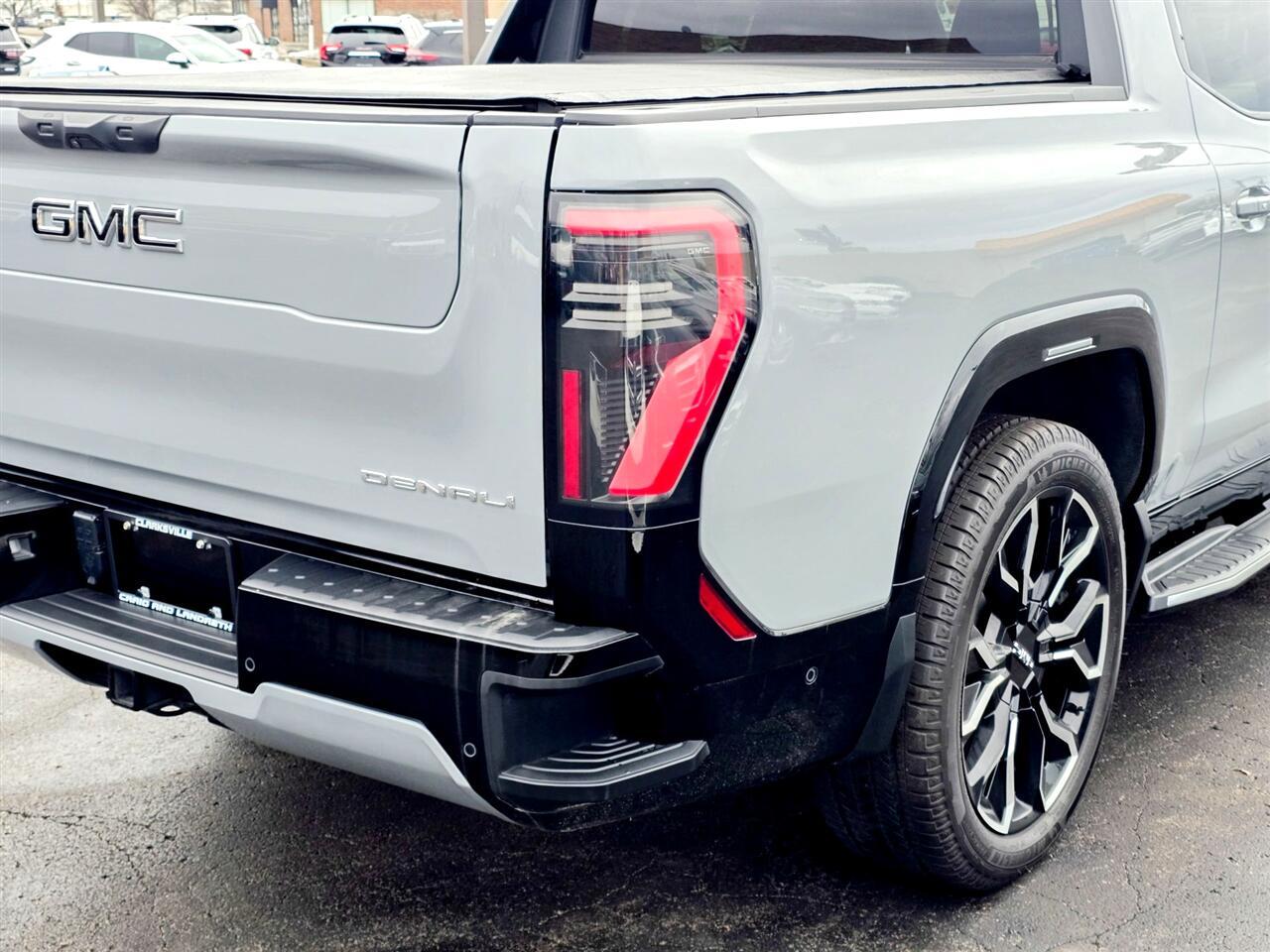 GMC Sierra EV  2024
