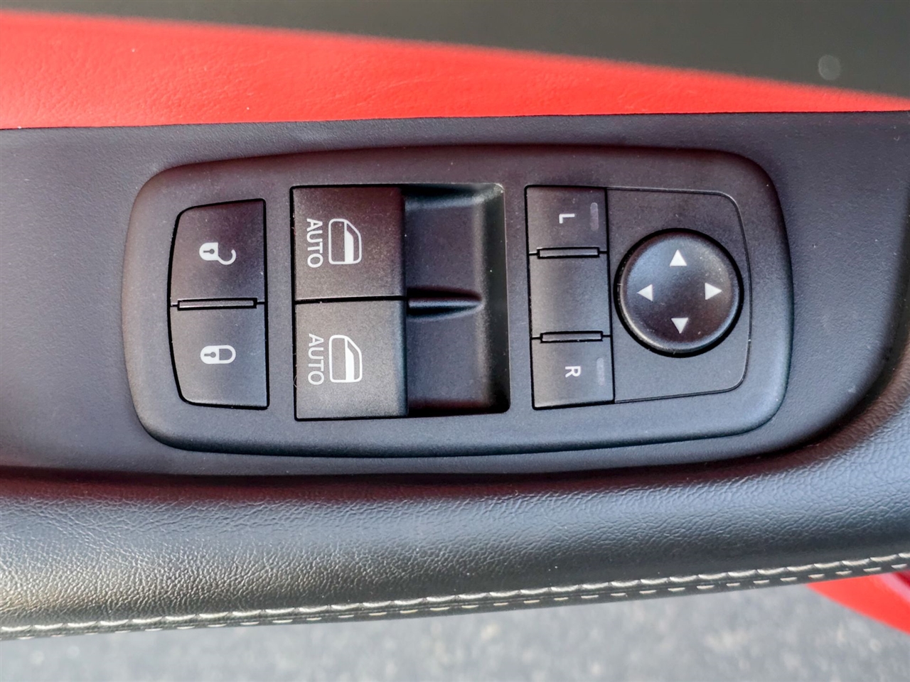 Dodge Challenger  2020