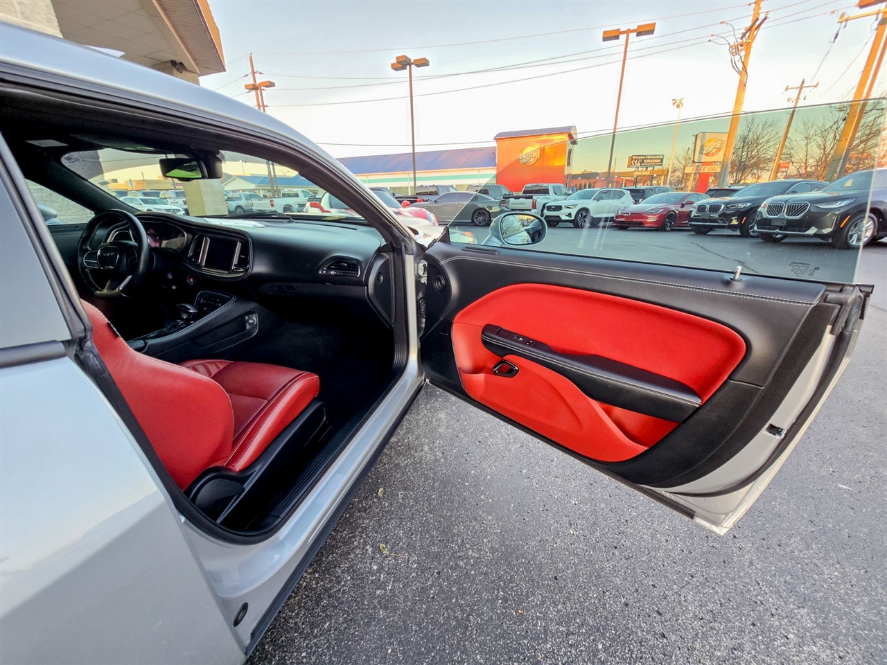 Dodge Challenger  2020