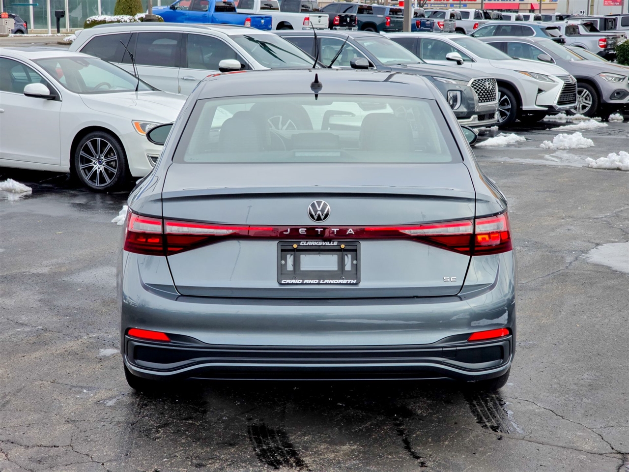 Volkswagen Jetta  2025