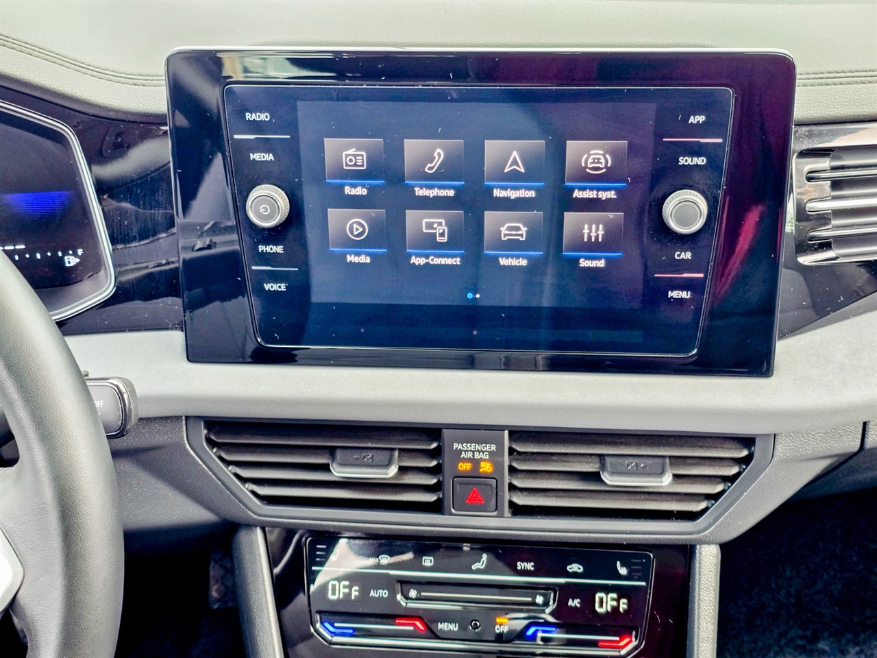 Volkswagen Jetta  2025