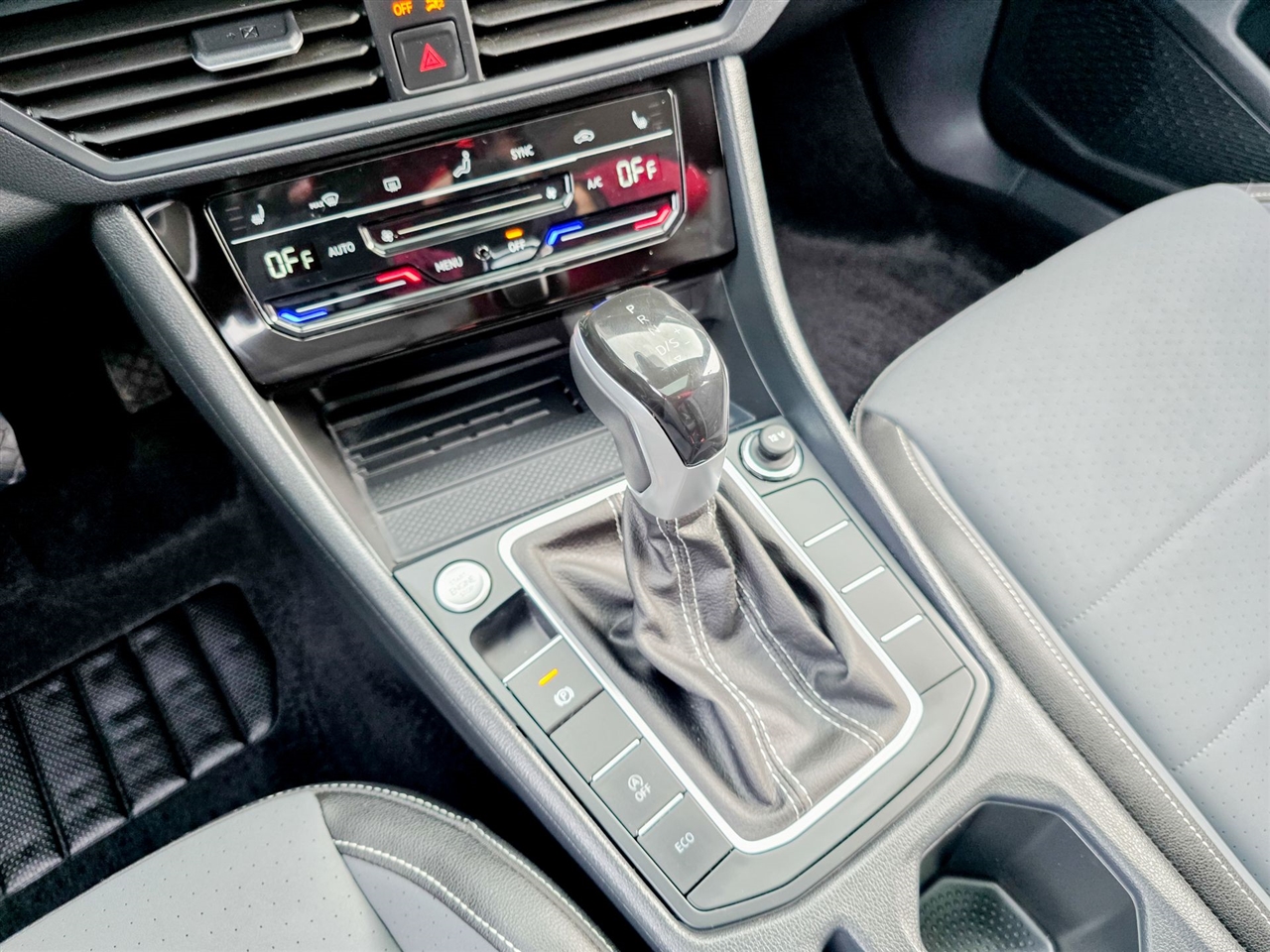 Volkswagen Jetta  2025