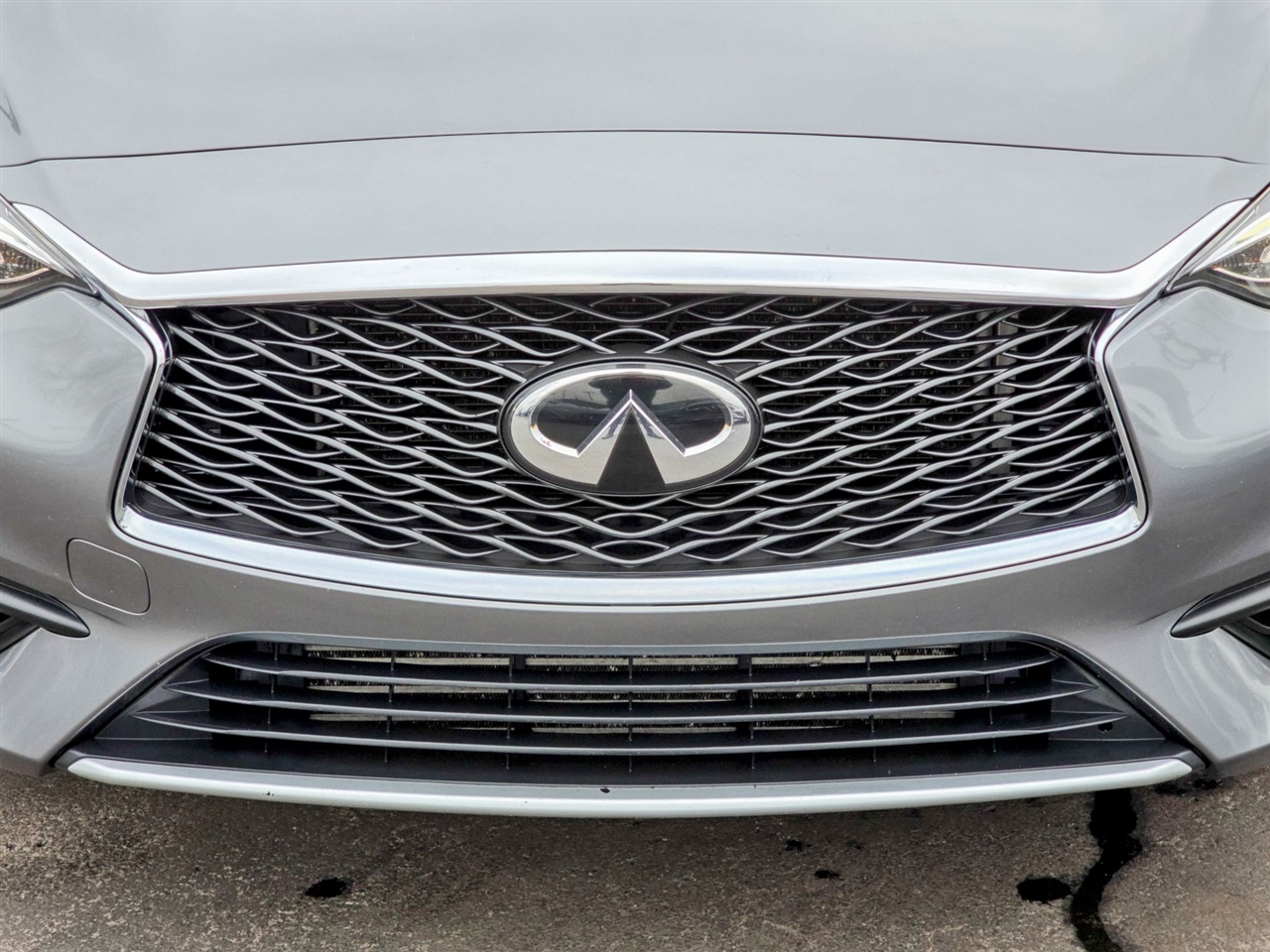 Infiniti QX30  2019
