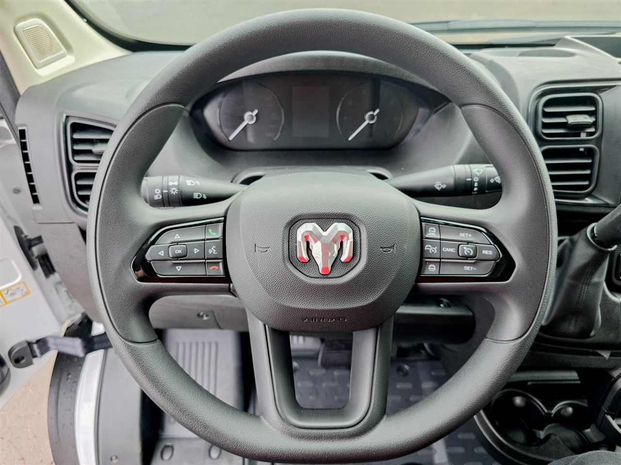 RAM ProMaster Cargo Van  2025