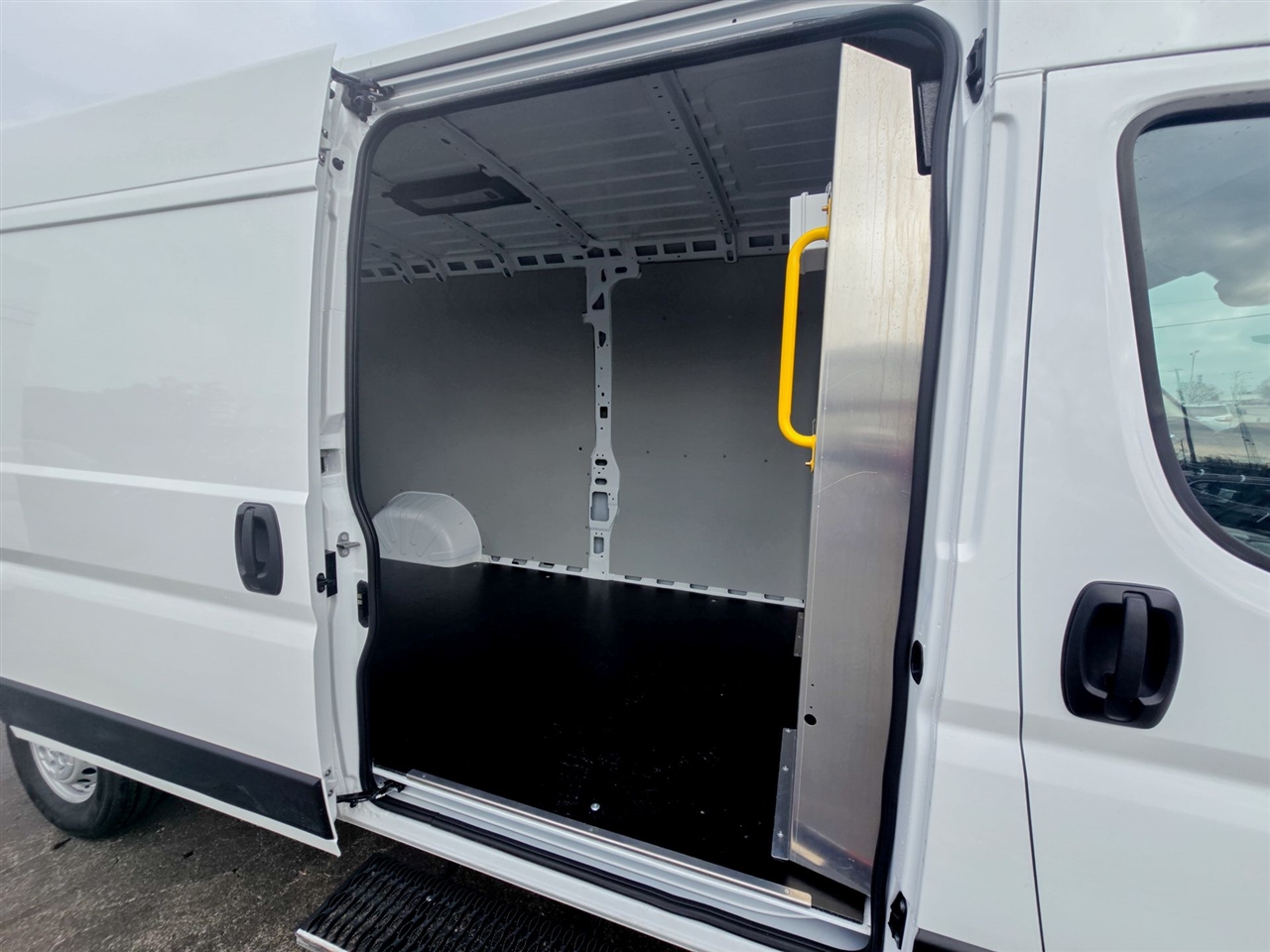 RAM ProMaster Cargo Van  2025