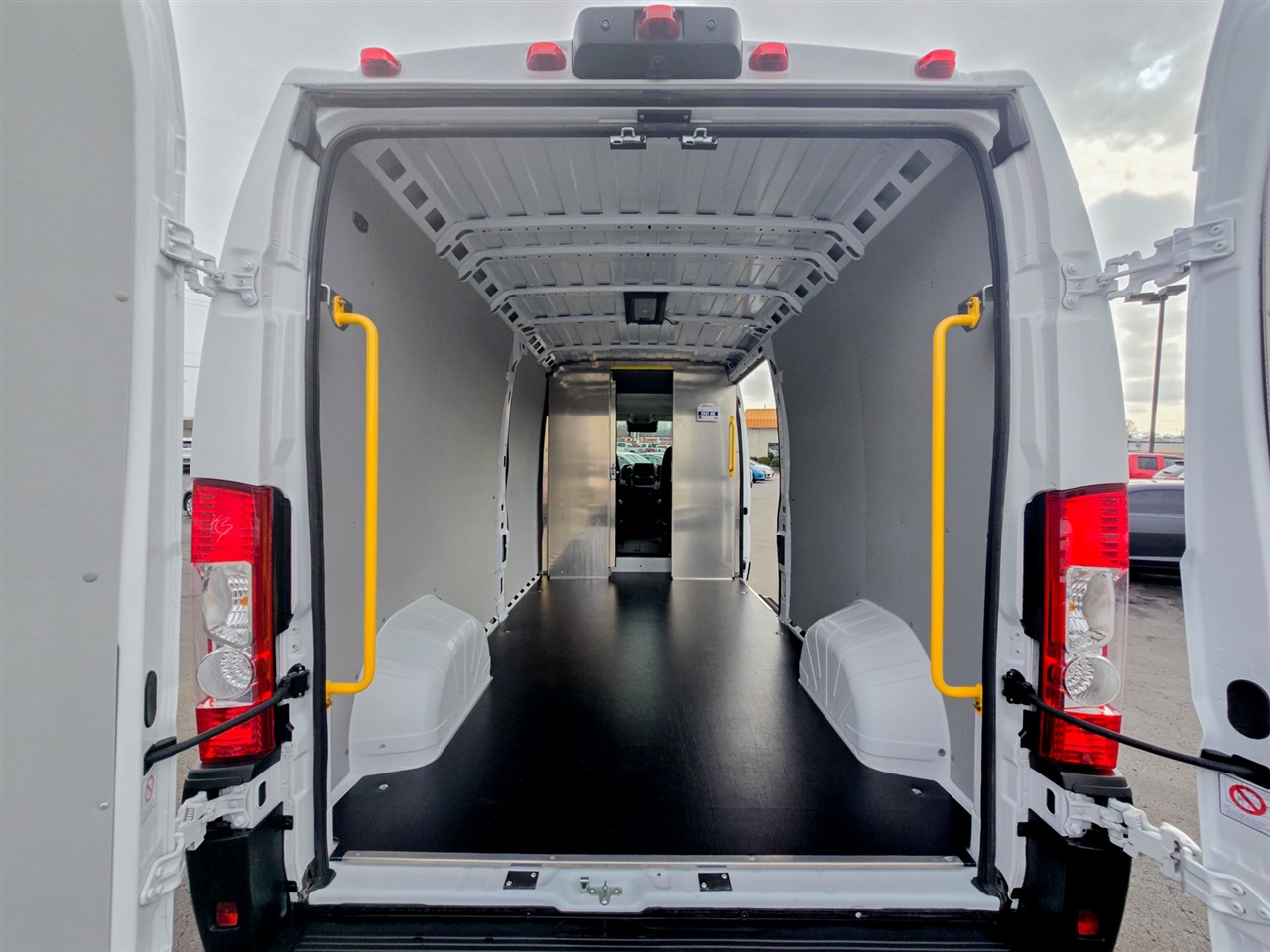 RAM ProMaster Cargo Van  2025