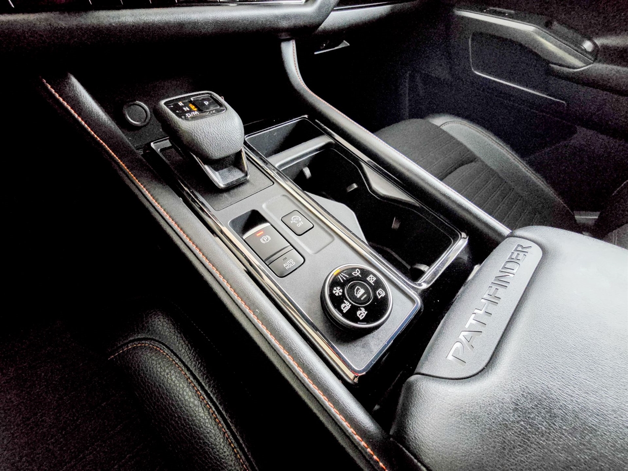 Nissan Pathfinder  2023