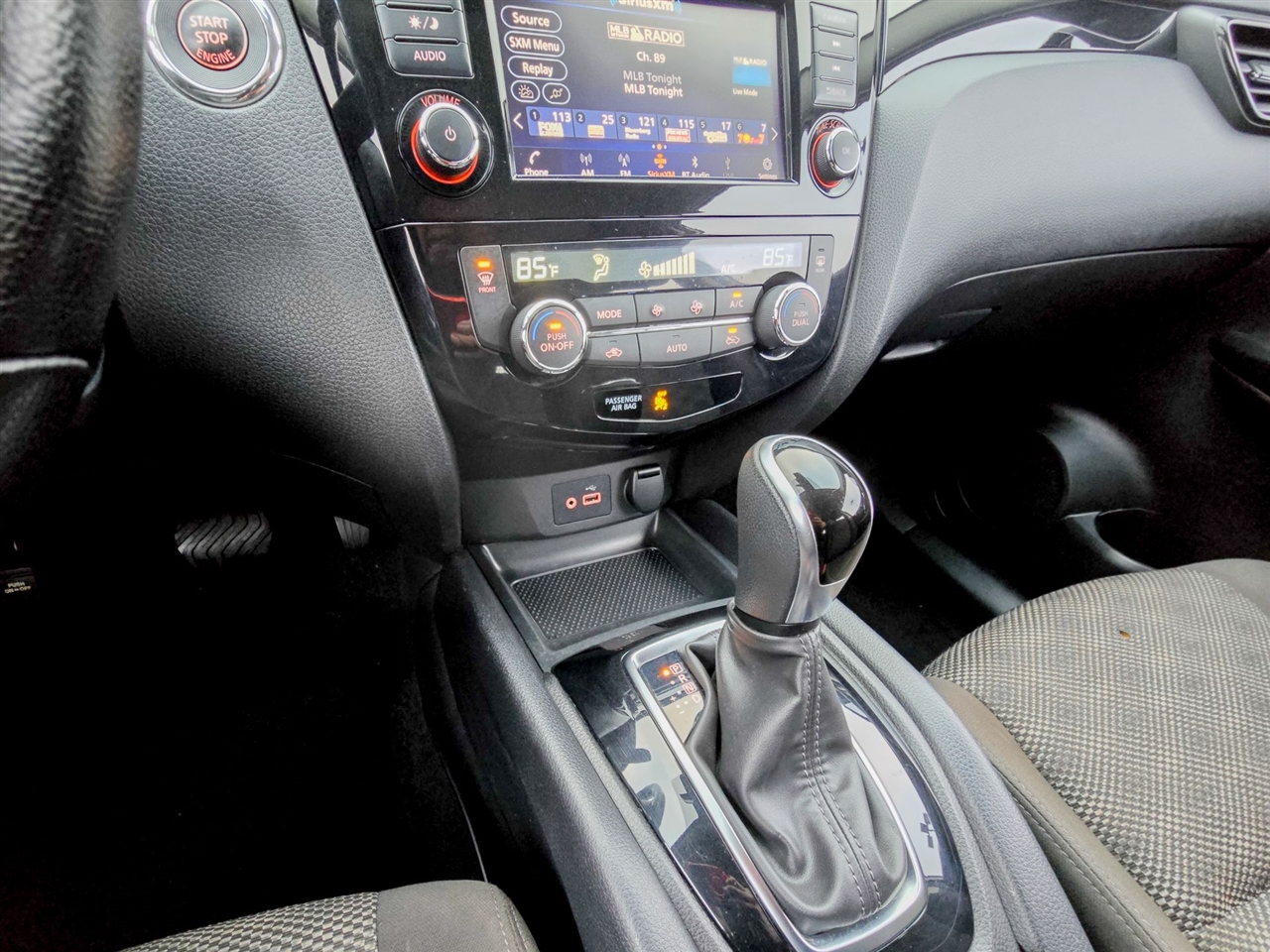 Nissan Rogue Sport  2022