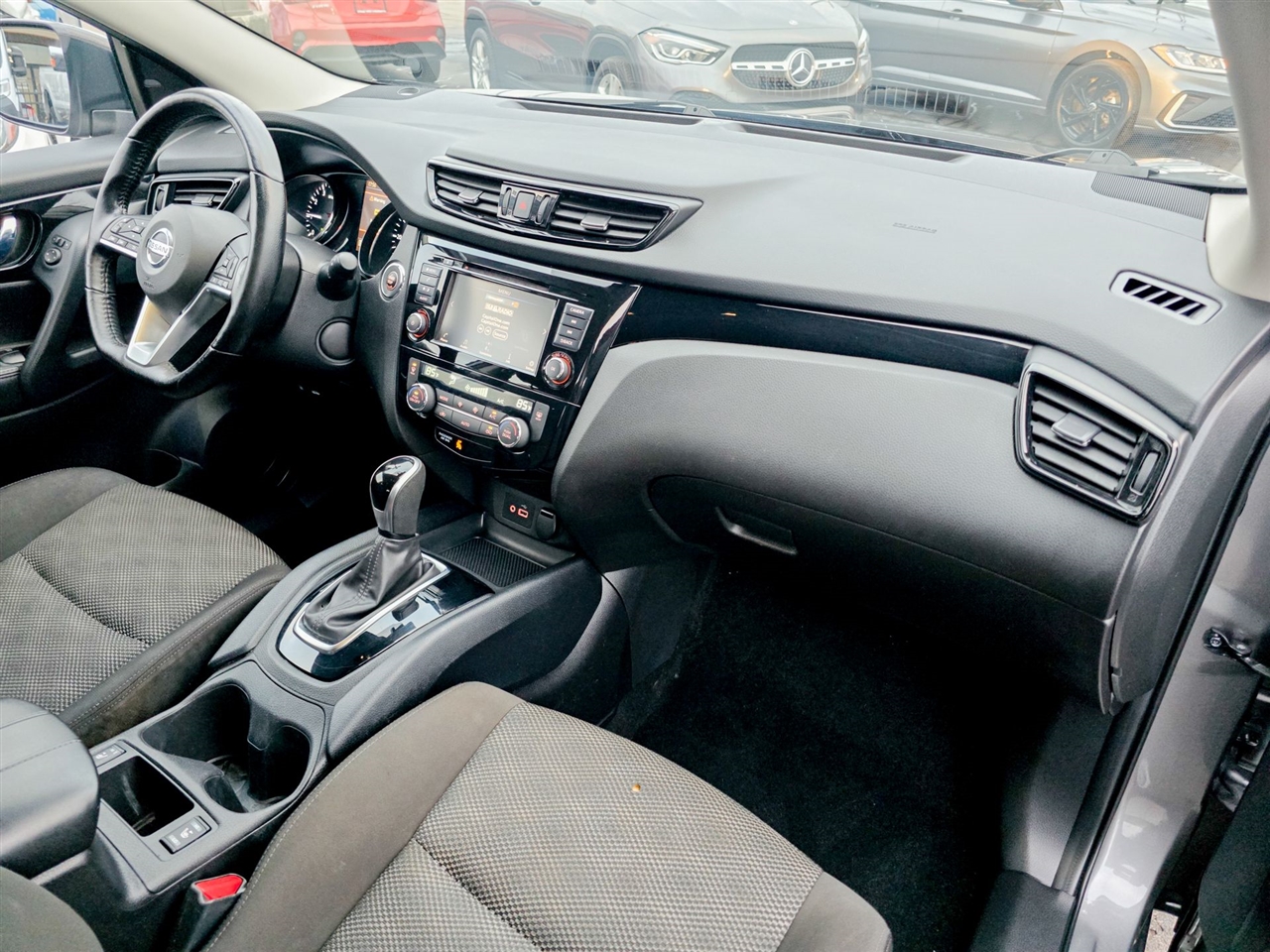 Nissan Rogue Sport  2022