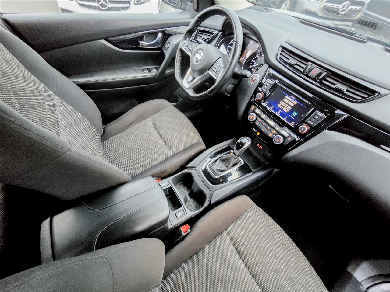 Nissan Rogue Sport  2022