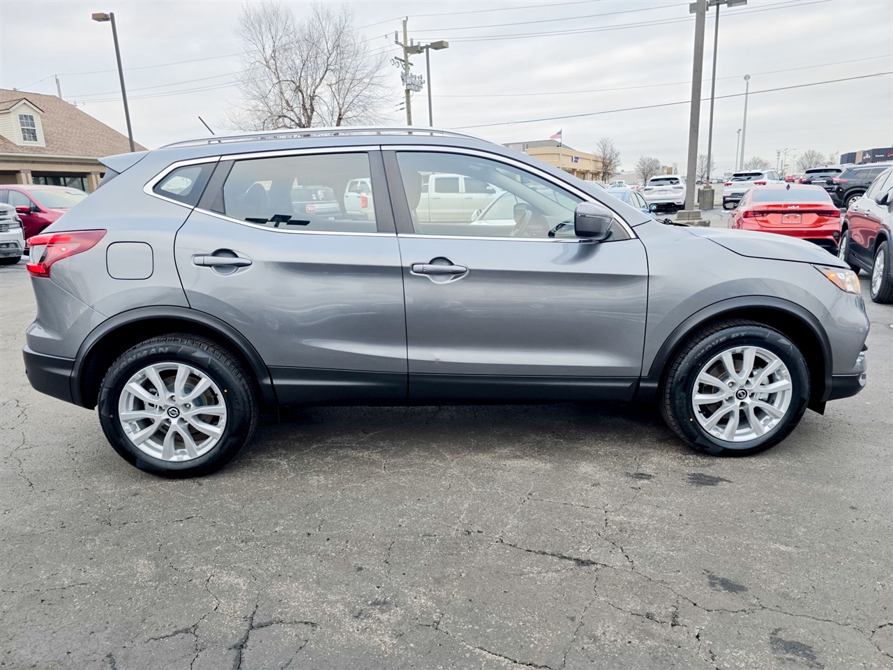 Nissan Rogue Sport  2022