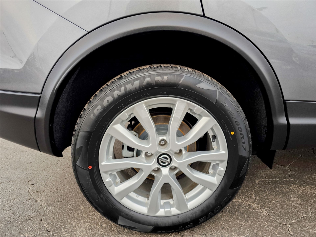 Nissan Rogue Sport  2022